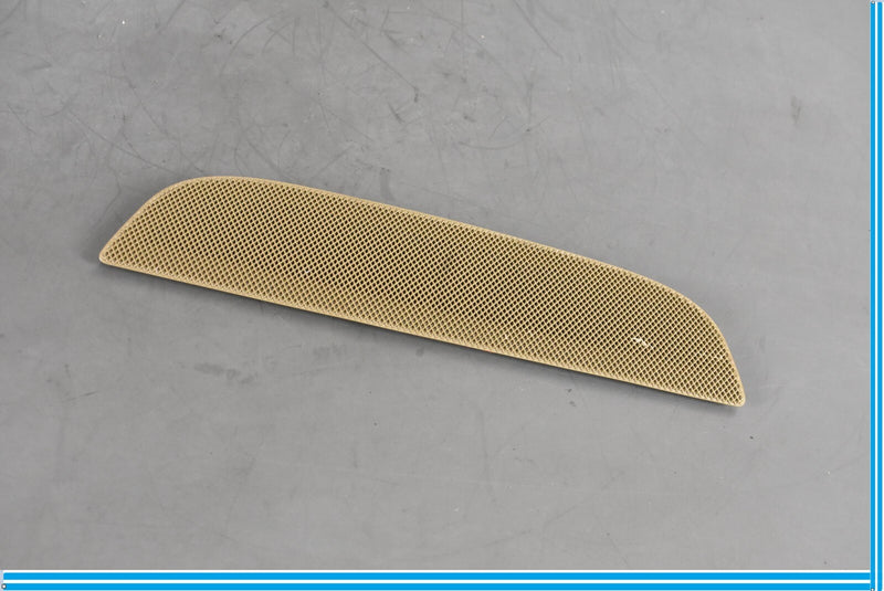 Load image into Gallery viewer, Mercedes X166 GL-Class Rear Quarter Panel Trunk Trim Vent Grille Oem