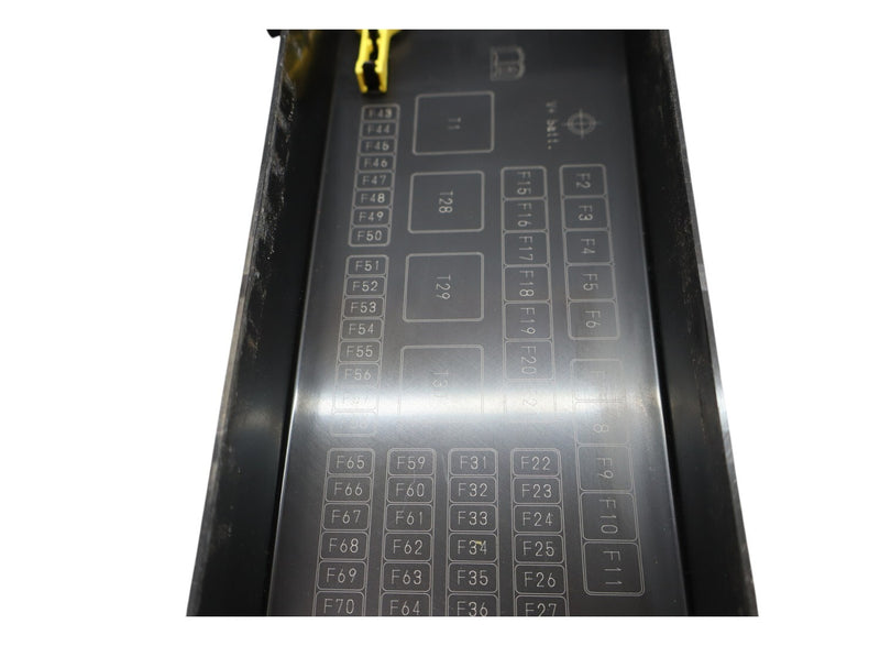 Load image into Gallery viewer, 14-17 Maserati Ghibli Rear Power Distribution Fuse Relay Box 670109664 Oem