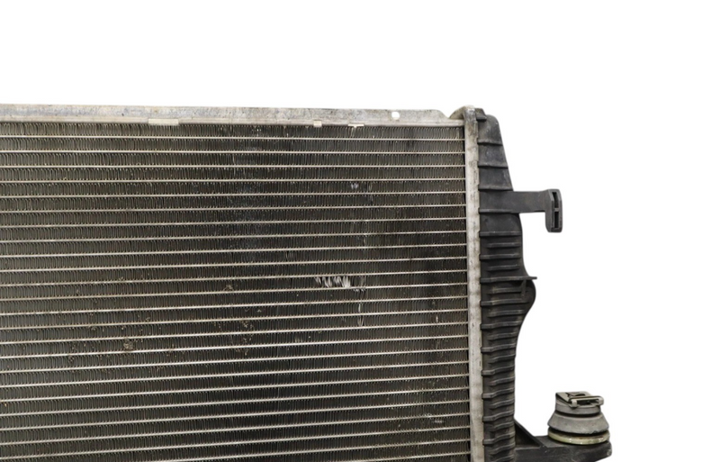 Load image into Gallery viewer, 07-09 Audi Q7 Quattro 4L Engine Cooling Coolant Radiator Cooler Condenser Oem