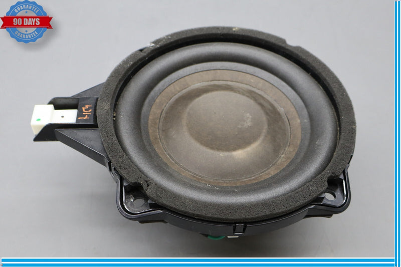 Load image into Gallery viewer, 09-14 Hyundai Equus Front Left Or Right Side Audio Sound Speaker Woofer Oem