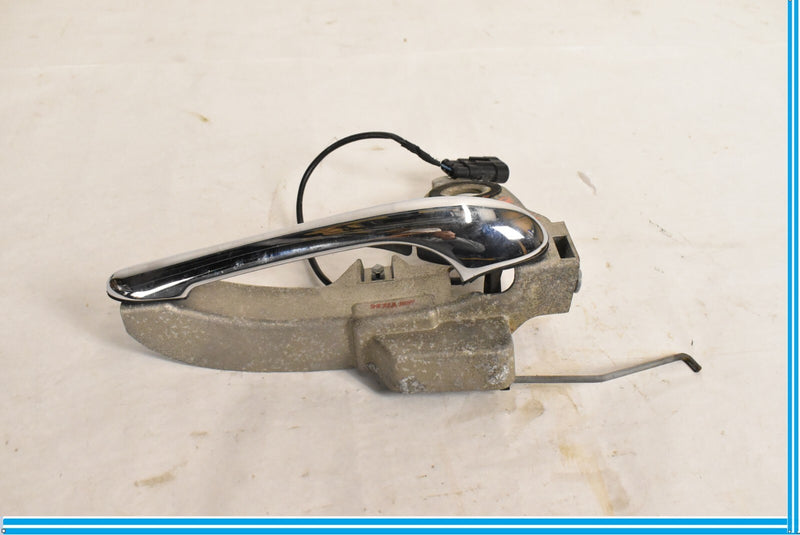 Load image into Gallery viewer, 04-08 Maserati Quattroporte Front Right Passenger Exterior Door Handle Oem