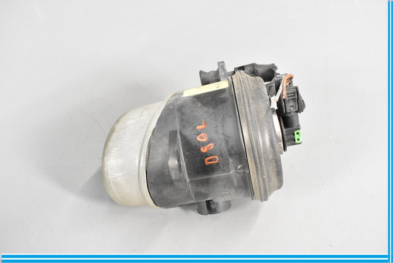 Load image into Gallery viewer, 10-13 Mercedes E350 E550 Front Left Side Bumper Fog Light Lamp A2128200956 Oem