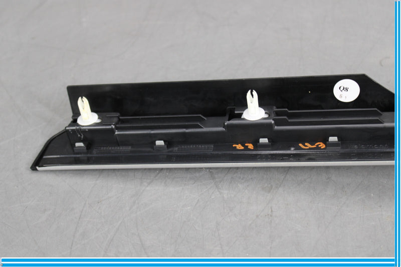 Load image into Gallery viewer, 07-13 Mercedes S550 S600 Rear Right Passenger Side Molding Strip Chrome Oem