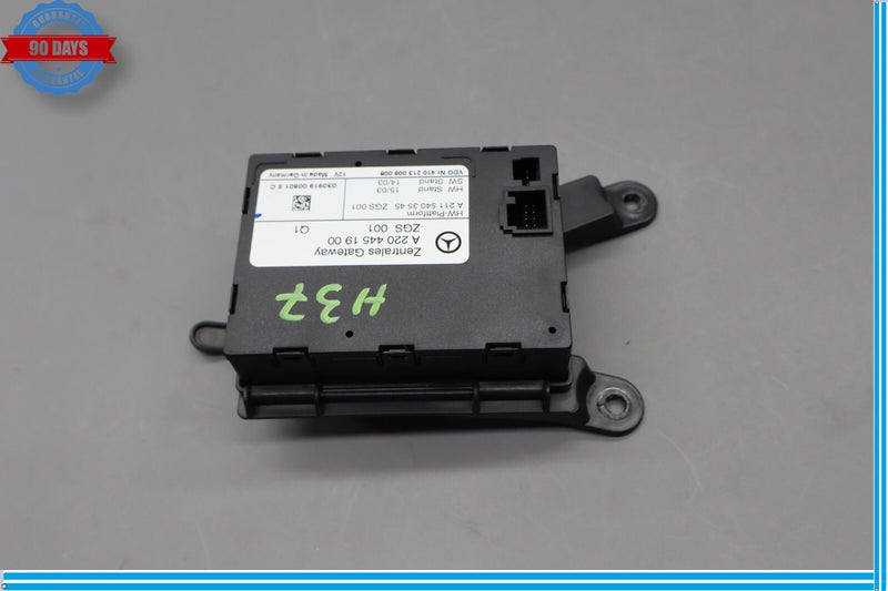Load image into Gallery viewer, 03-11 Mercedes R230 SL500 CLK500 Central Gateway Control Module 2115403545 Oem