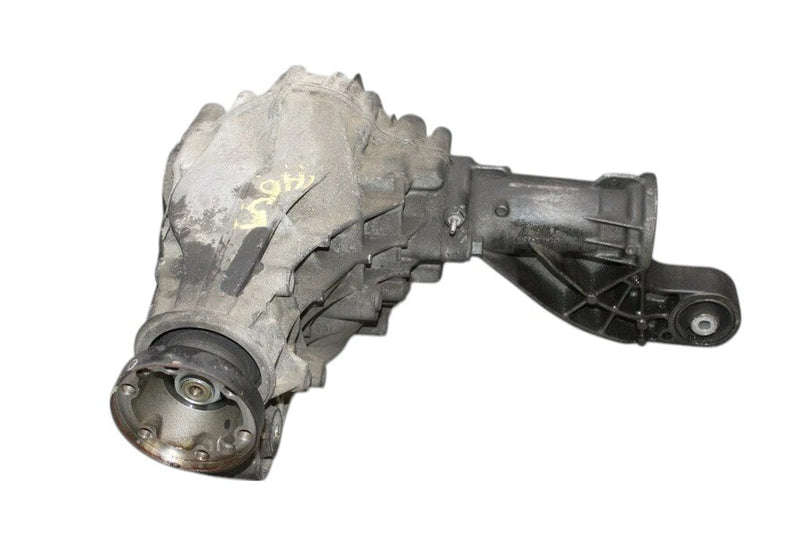 Load image into Gallery viewer, 06-13 Mercedes X164 GL450 ML550 Front Differential Carrier Axle Diff AWD Oem