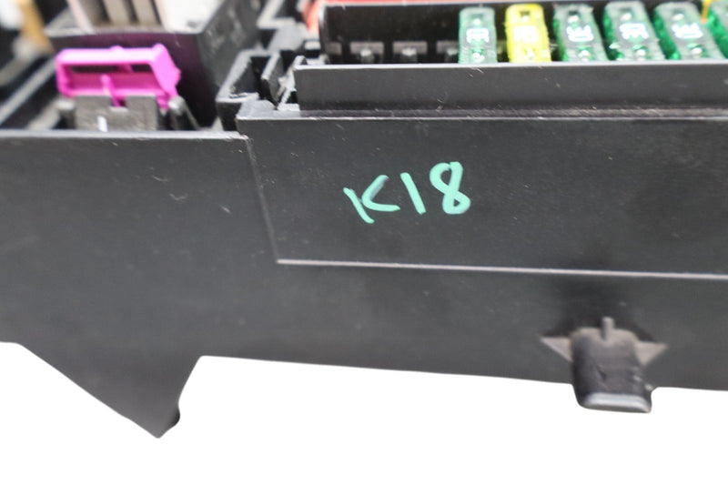 Load image into Gallery viewer, 12–18 Audi A7 S7 Quattro Rear Trunk Fuse Relay Junction Box 4G0971845A Oem