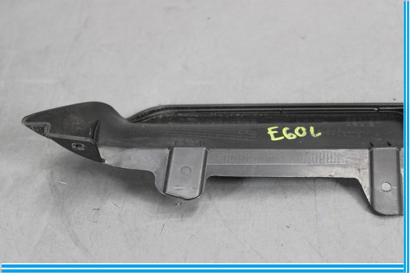 Load image into Gallery viewer, 97-04 Mercedes R170 SLK230 SLK320 Front Right Passenger Seat Trim Cover Oem