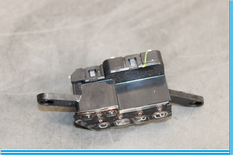 Load image into Gallery viewer, 11-17 Infiniti QX56 QX80 Gear Shifter Selector Module Sensor Oem