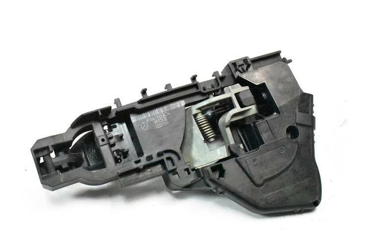 Load image into Gallery viewer, 06-13 Mercedes W251 ML550 ML320 Rear Right Exterior Door Handle 1647600670 OEM