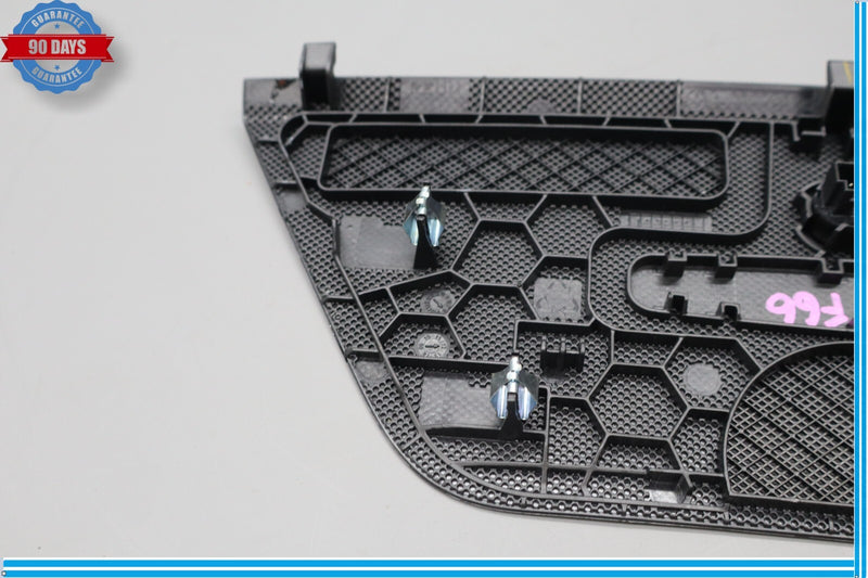 Load image into Gallery viewer, 12-14 Mercedes W204 C300 C350 C250 Dashboard Dash Board Speaker Cover Grill Oem
