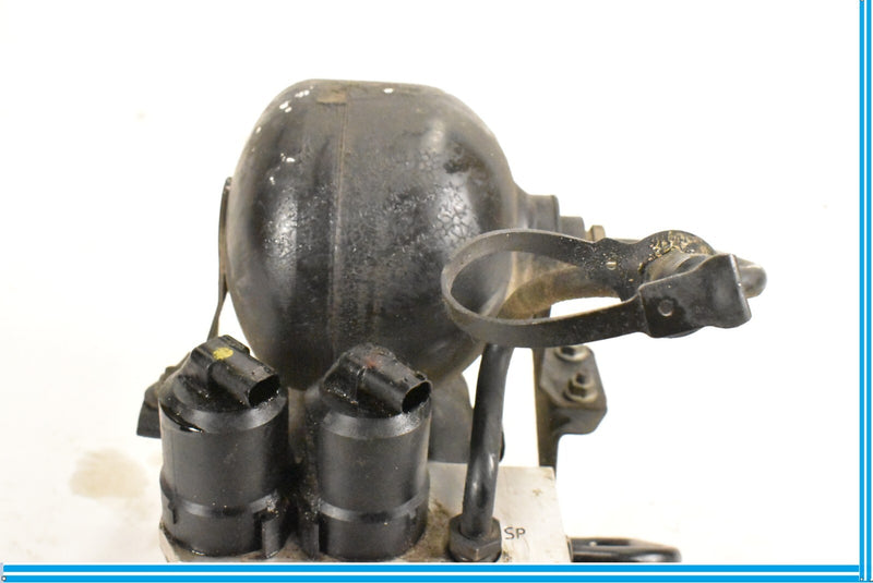Load image into Gallery viewer, 03-06 Mercedes SL500 SL600 R230 Rear Hydraulic ABC Suspension Valve Block Oem