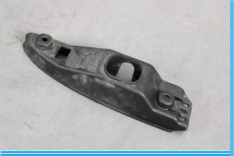 Load image into Gallery viewer, 03-08 Mercedes R230 SL550 Front Left Bumper Cover Turn Signal Light Bracket Oem