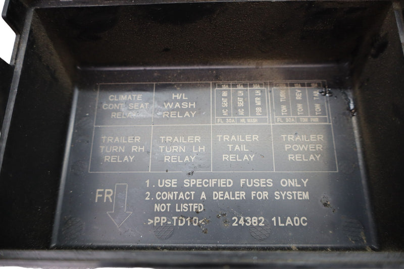 Load image into Gallery viewer, 11-17 Infiniti QX56 QX80 Fuse Box Relay Junction Control Module Cover Lid Oem