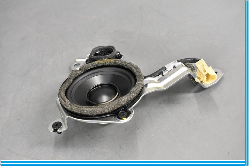 Load image into Gallery viewer, 07-17 Lexus LS460 Rear Right Mark Levinson Quarter Panel Tweeter Speaker Oem