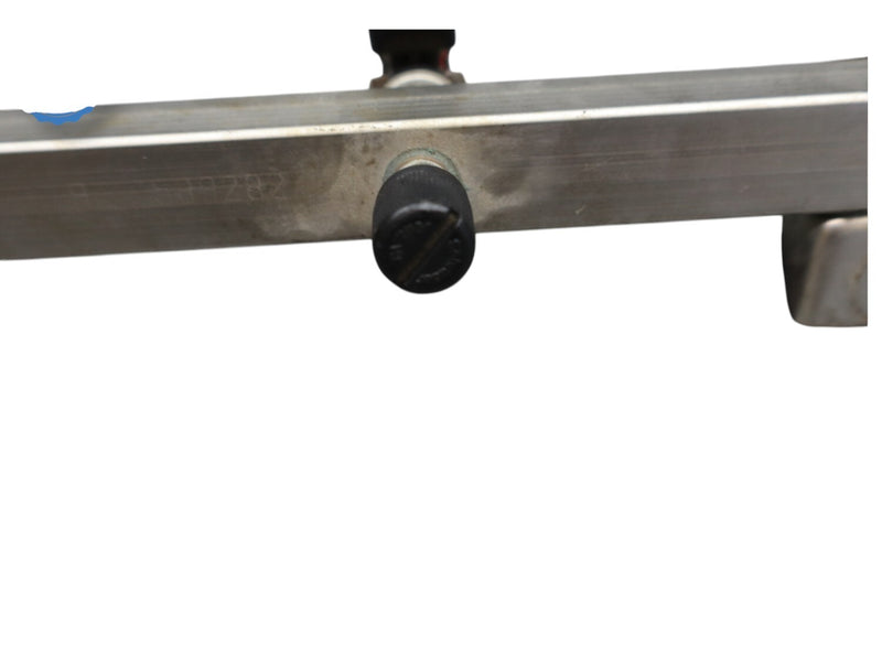 Load image into Gallery viewer, 03-19 Maserati Quattroporte M139 Right Side Fuel Injector Rail With Injector Oem