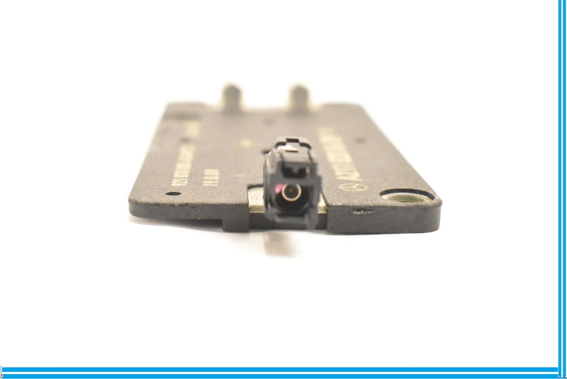 Load image into Gallery viewer, 03-06 MERCEDES W211 E500 E320 ANTENNA SIGNAL BOOSTER AMPLIFIER MODULE 2118208689
