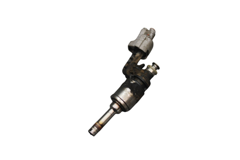 Load image into Gallery viewer, 11-19 Infiniti M56 Q70 Q70L QX56 QX80 Engine Motor Injection Fuel Injector Oem