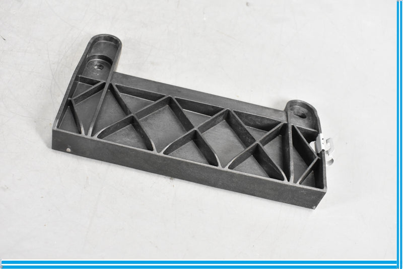 Load image into Gallery viewer, 06-13 Volvo C70 Front Left Roof Sun Visor Trim Liner Support Mount Bracket Oem