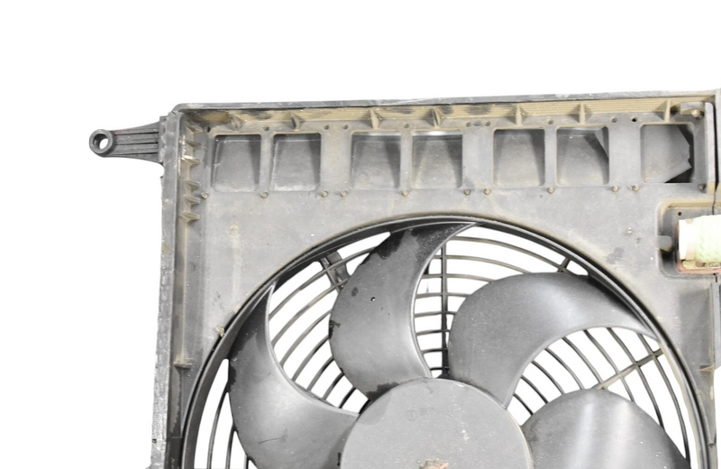 Load image into Gallery viewer, 05-08 Maserati Quattroporte M139 Engine Radiator Cooling Fan Motor Assembly Oem