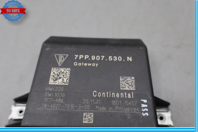 Load image into Gallery viewer, 11-17 Porsche Cayenne Multiplex Network Gateway Control Module Unit Oem