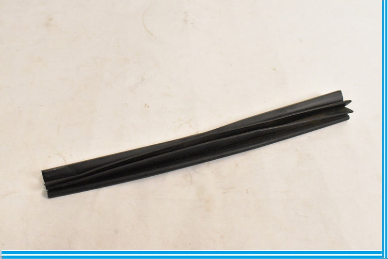 Load image into Gallery viewer, 2010-2014 MERCEDES-BENZ C250 W204 - Sunroof / SUN ROOF Glass TRIM Cover / BOOT