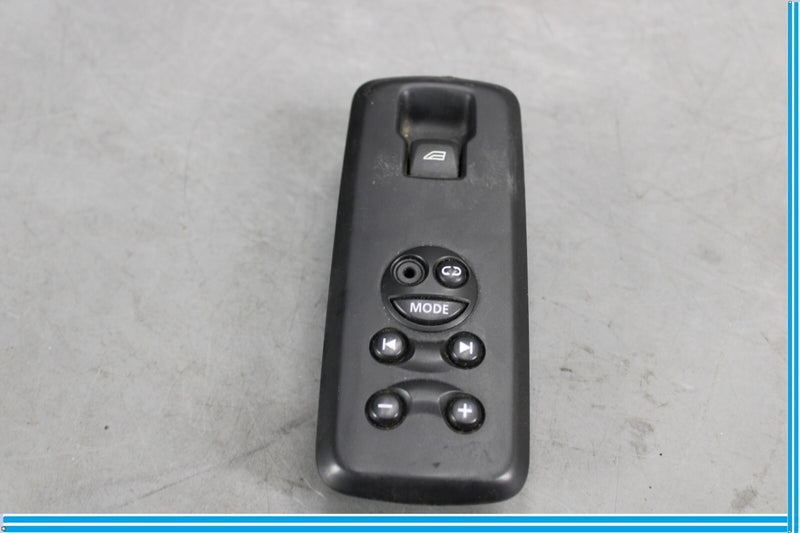 Load image into Gallery viewer, 10-13 Land Rover Range Rover Rear Right Side Door Window Switch W/ Bezel Oem