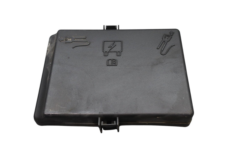 Load image into Gallery viewer, 14-19 Maserati Ghibli S 3.0L V6 Front Fuse Relay Box Cover Trim Lid Oem