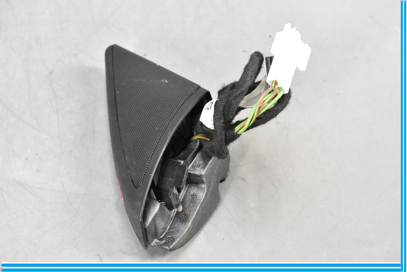 Load image into Gallery viewer, 06-11 Mercedes CLS550 W219 Front Right Side Door Tweeter Speaker Cover Oem