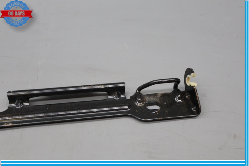 Load image into Gallery viewer, 10-15 Jaguar X351 XJ XJL Right Side Seatbelt Seat Belt Restraint Bracket Oem