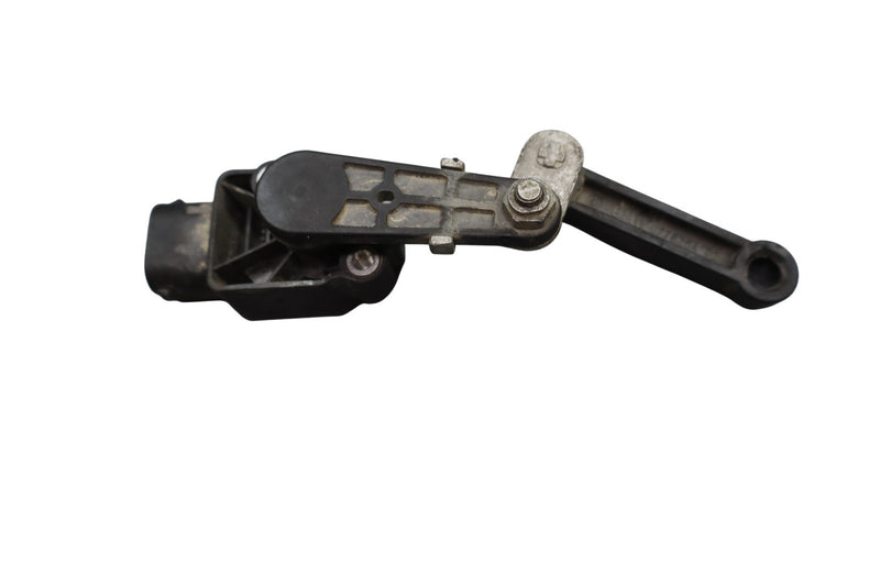 Load image into Gallery viewer, 09-22 BMW 750Li 750i xDrive Front Right Side Suspension Height Level Sensor Oem