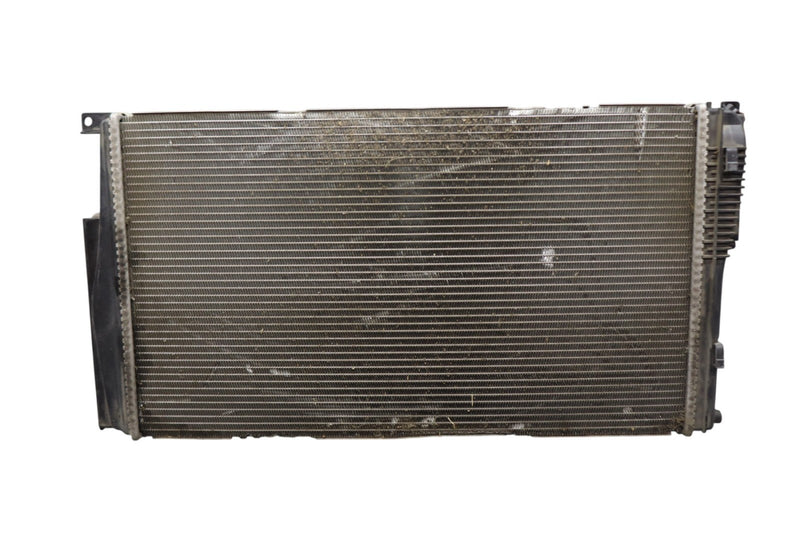 Load image into Gallery viewer, 14-21 BMW I01 i3 i3s Engine Water Cooling Coolant Radiator Assembly 8672107 Oem