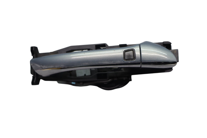 Load image into Gallery viewer, 06-11 Mercedes W219 CLS550 Rear Right Passenger Side Exterior Door Handle Oem