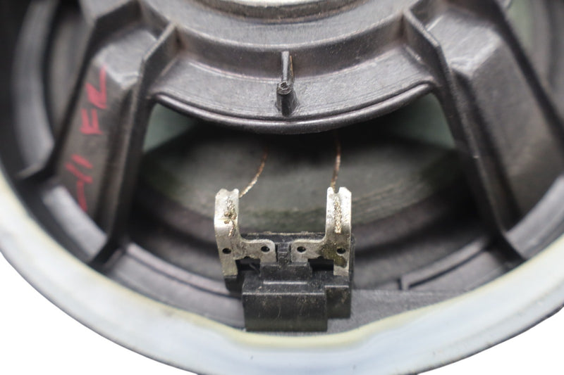 Load image into Gallery viewer, 17-23 Alfa Romeo Giulia 952 Left Or Right Side Door Panel Audio Speaker Oem