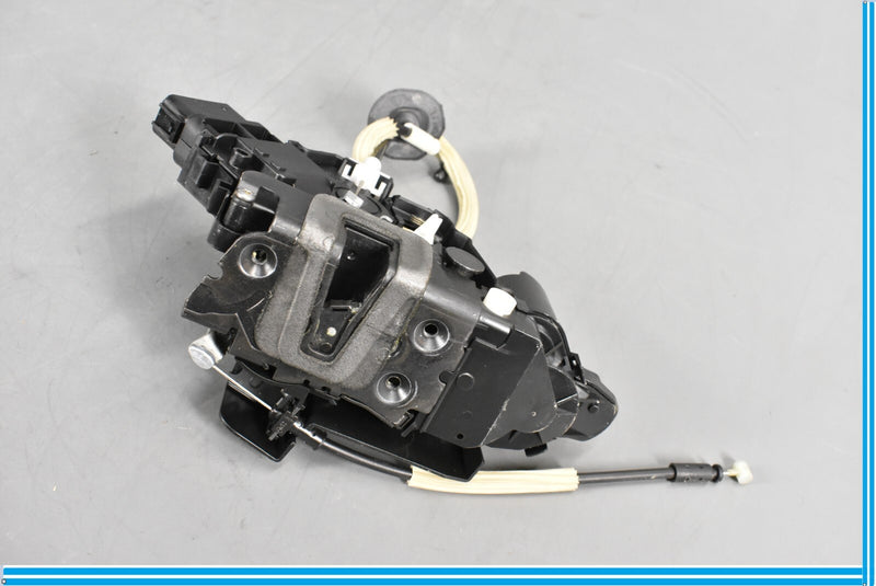 Load image into Gallery viewer, 10-13 Land Rover Range Rover Rear Right Passenger Door Lock Latch Actuator Oem