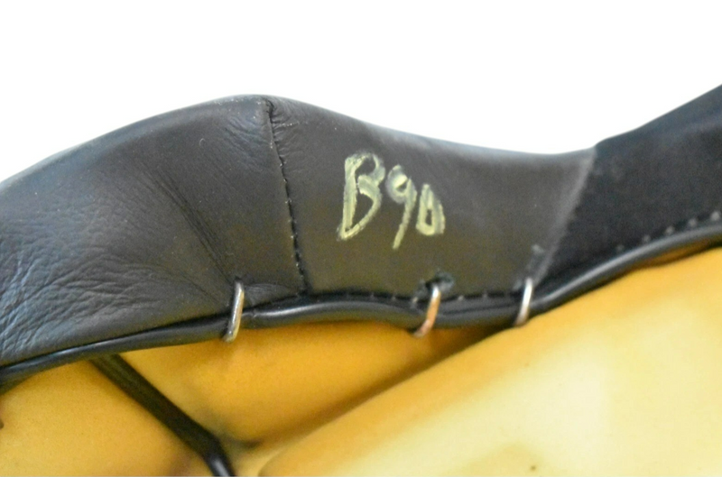 Load image into Gallery viewer, 97-03 Jaguar X100 XK8 Convertible Rear Seat Lower Cushion Leather GJB5304BA Oem