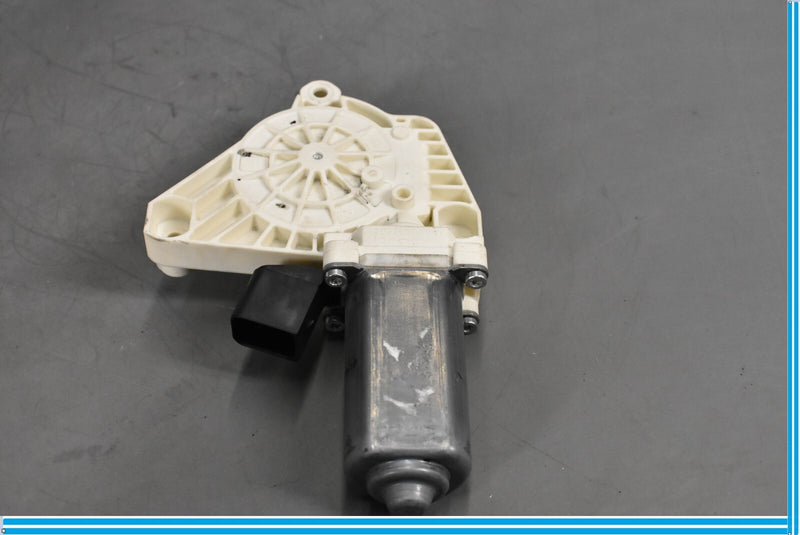 Load image into Gallery viewer, 10-17 Mercedes E350 C250 W207 Front Right Side Window Regulator Motor Oem