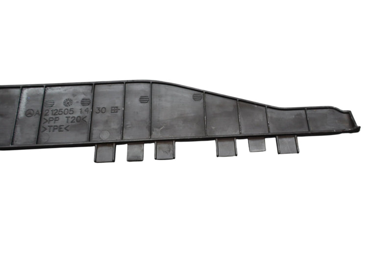 Load image into Gallery viewer, 10-16 Mercedes E350 E400 E550 W212 Radiator Upper Air Baffle A2125051430 Oem