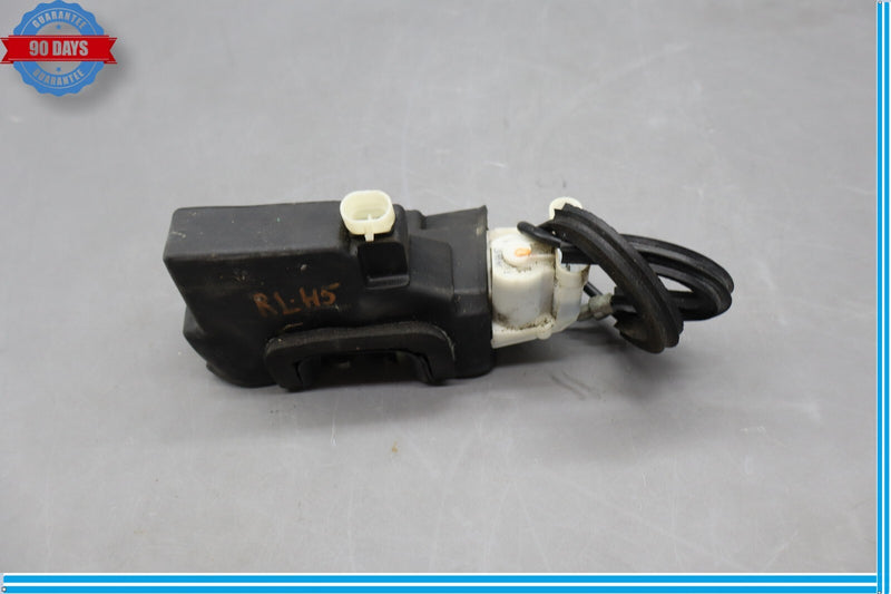 Load image into Gallery viewer, 03-13 Maserati Quattroporte M139 Rear Left Side Door Lock Latch Actuator Oem