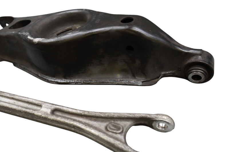 Load image into Gallery viewer, 14-17 Maserati Ghibli M157 Rear Left Side Lower Suspension Control Arm Set Oem