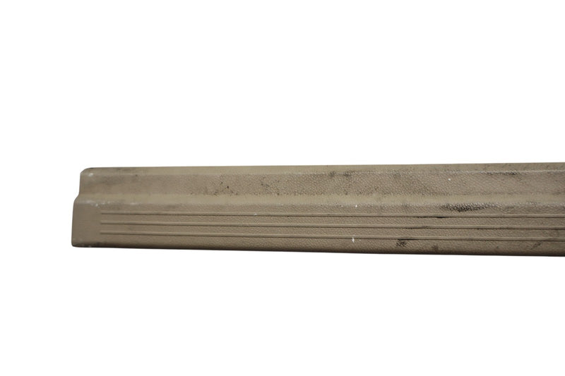 Load image into Gallery viewer, 10-18 Mercedes CLS550 E350 Front Right Door Sill Scuff Plate Trim Cover Oem