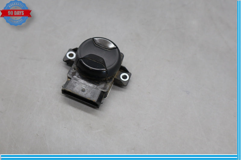 Load image into Gallery viewer, 11-17 Volkswagen Touareg Right Passenger Side Seat Lumbar Control Switch Oem