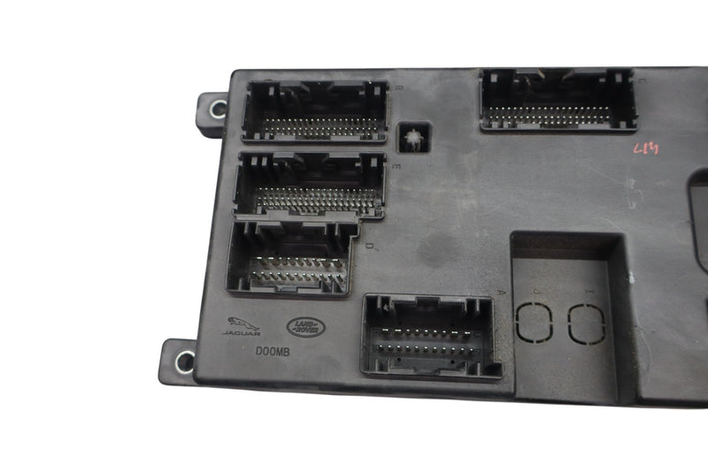 Load image into Gallery viewer, 17-20 Jaguar X260 XF XE Body Control Module Junction Fuse Relay Box Oem