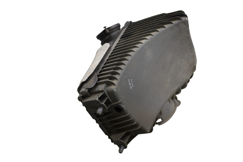 Load image into Gallery viewer, 11-17 Volkswagen VW Touareg Engine Air Cleaner Intake Filter Box Black Oem
