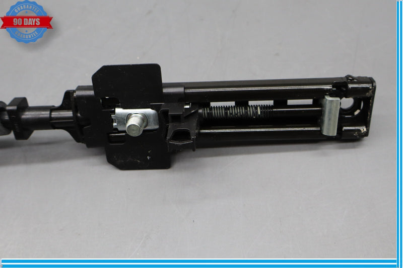 Load image into Gallery viewer, 11-18 Audi A8 A8L Quattro Front Right Side Seat Belt Height Adjust Motor Oem