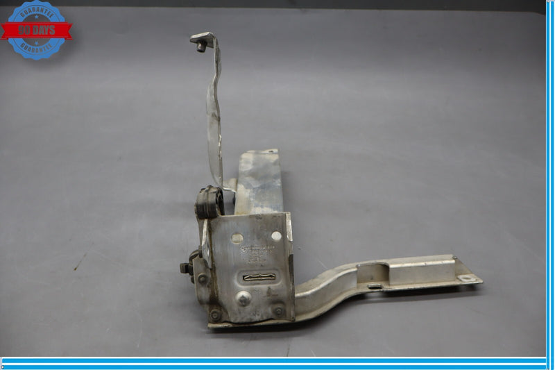 Load image into Gallery viewer, 09-15 BMW 750i 740i Front Bumper Right Radiator Support Bar Bracket Oem