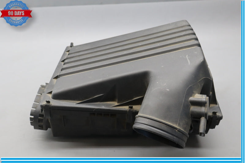 Load image into Gallery viewer, 07-10 BMW X5 E70 Air Inlet Intake Cleaner Filter Housing Box Duct Tube Oem