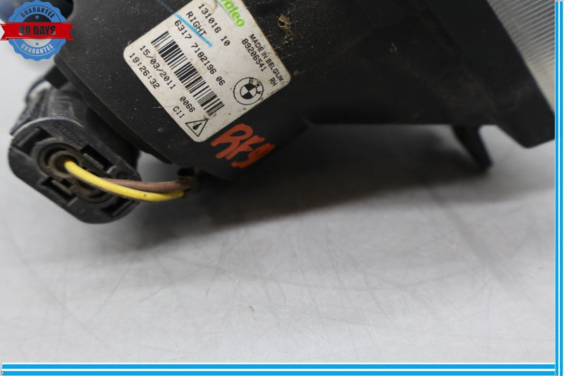 Load image into Gallery viewer, 09-15 BMW 740i 750Li xDrive Front Right Side Foglight Fog Light Lamp Oem