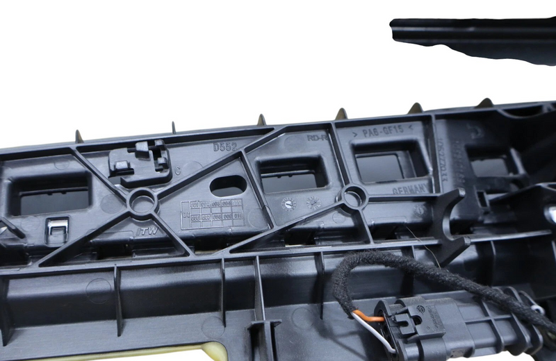 Load image into Gallery viewer, 14-22 Maserati Ghibli M157 Rear Right Side Interior Door Panel 670018318 Oem