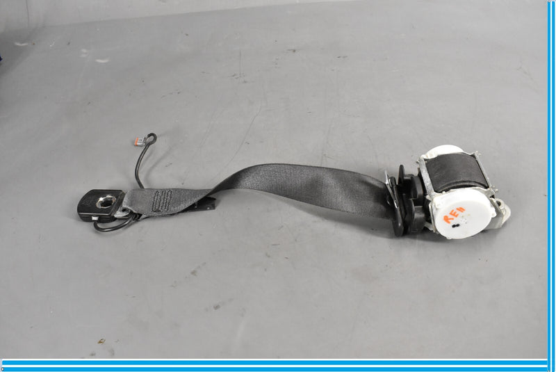 Load image into Gallery viewer, 09-15 Jaguar XF A2139 Rear Right Passenger Side Seat Belt Retractor Oem