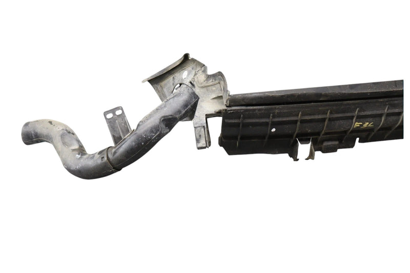 Load image into Gallery viewer, 12-18 Mercedes CLS550 Lower Radiator Air Duct Segment Baffle 2185000900 Oem